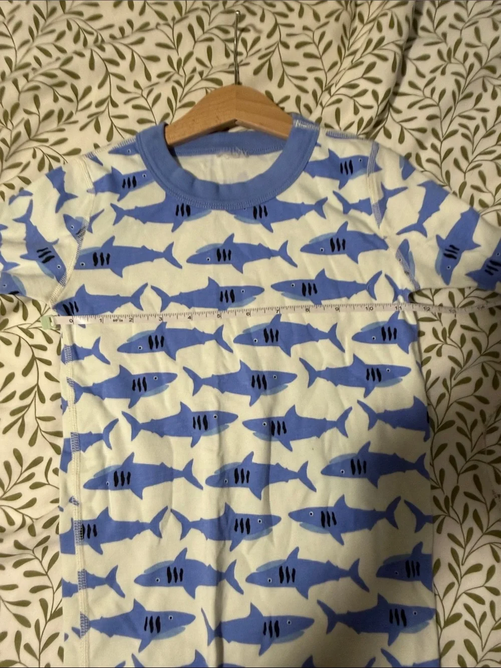 Hanna Andersson Blue and White Shark Print Pajama Set